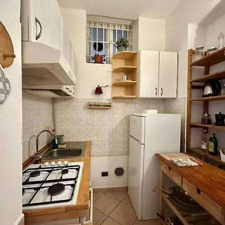La Casa Sull'albero Nel Cuore Di 밀라노
